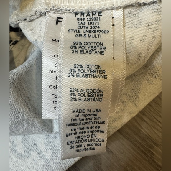 Frame Le Mini Skirt Denim Python Snake Animal Print Grey White Size 28 - Picture 8 of 10